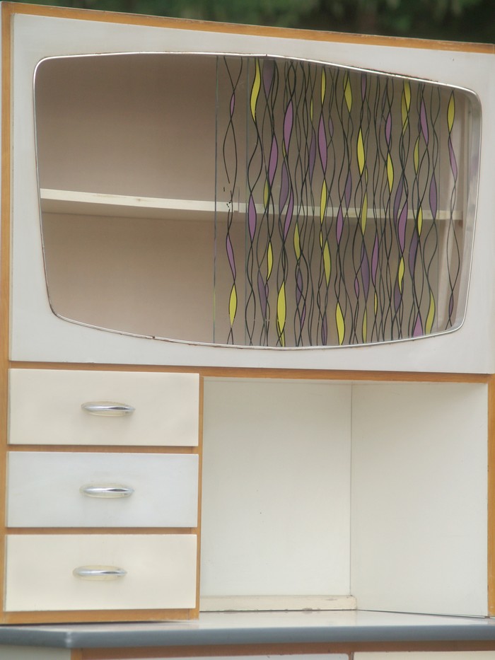 Küchenschrank creme antik Vintage 40er- 50er-jahre Küchenmöbel Midcentury pastell artdeco
