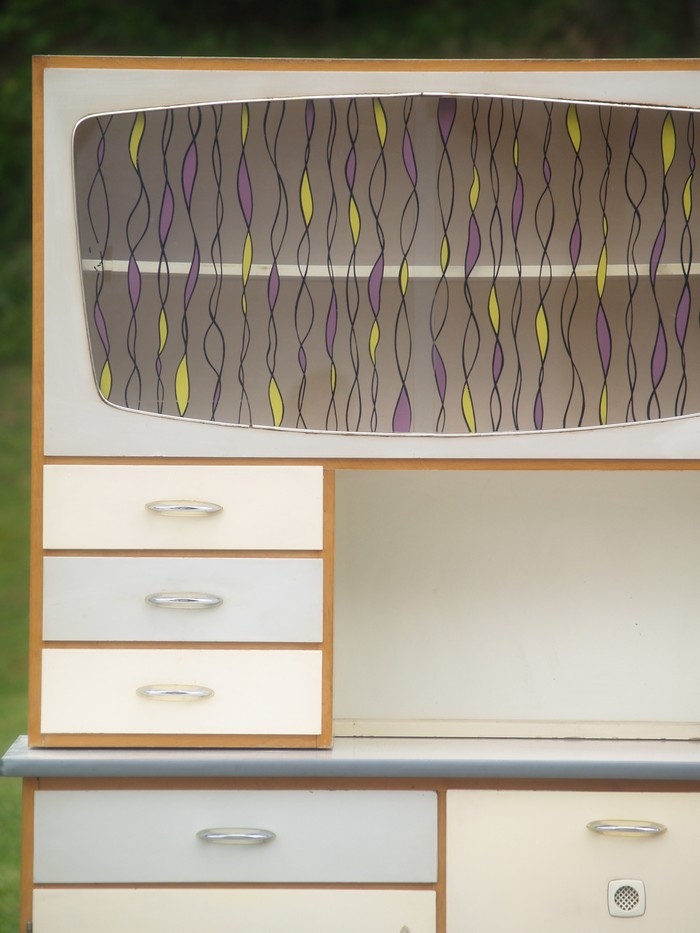 Küchenschrank creme antik Vintage 40er- 50er-jahre Küchenmöbel Midcentury pastell artdeco