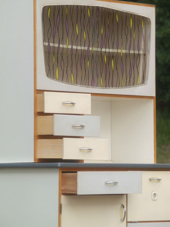 Küchenschrank creme antik Vintage 40er- 50er-jahre Küchenmöbel Midcentury pastell artdeco