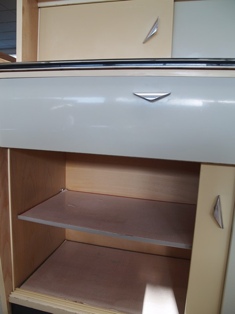 Küchenschrank creme antik Vintage 40er- 50er-jahre Küchenmöbel