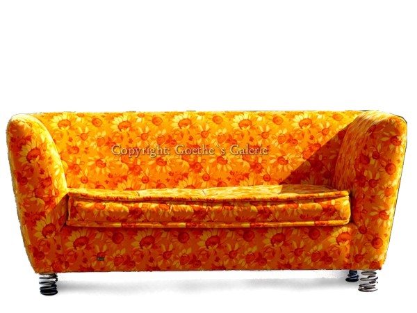 Bretz Sofa Sonnenblumenstoff orange Monster Federfüße
