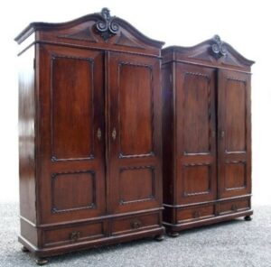 Pfeifenbarock Schränke antik restaurierte Möbel restaurieren