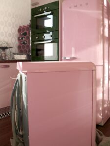 Retro Kitchen Pink Design SMEG Dishwasher Cadillac