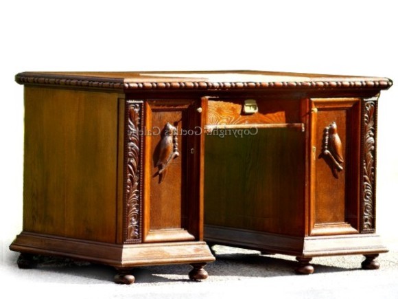 Schreibtisch antik beschnitzt restauriert