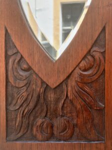 Antike Jugendstil Kredenz 1920, Original Möbel entdecken 8 antiker Schrank geschnitzte Kirschen