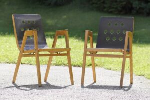 Roland Rainer Stadthalle Stühle Armlehnen