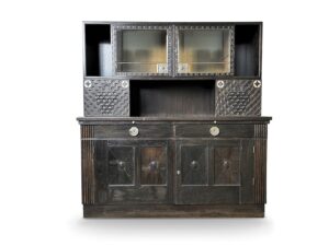 Read more about the article Originale Wiener Jugendstil Kredenz sezessionistisches Olbrich Möbel