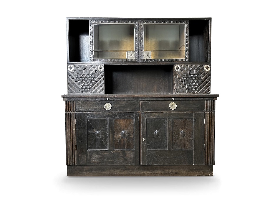 Read more about the article Originale Wiener Jugendstil Kredenz sezessionistisches Olbrich Möbel