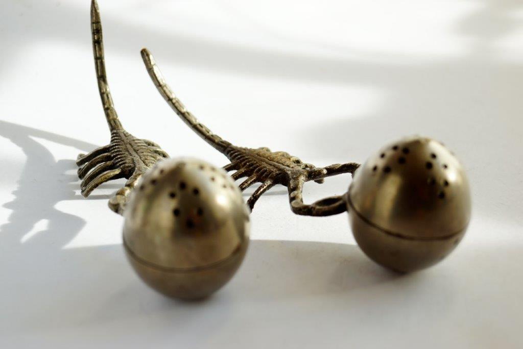 antiker Streuer Salz pfeffer gewürze teeei Teesieb tee-ei