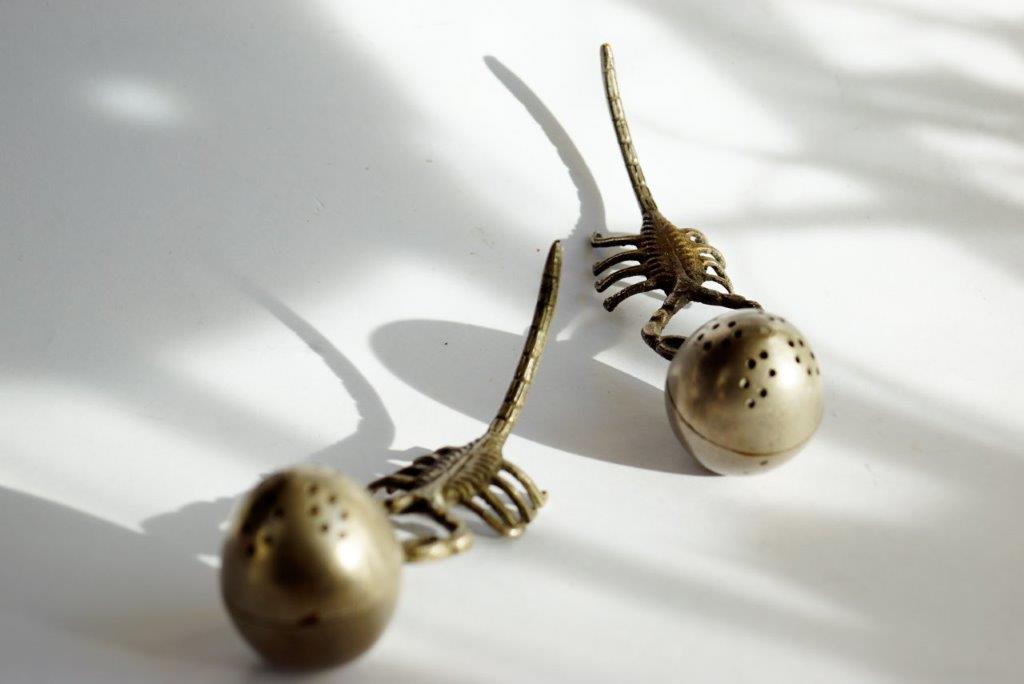 antiker Streuer Salz pfeffer gewürze teeei Teesieb tee-ei